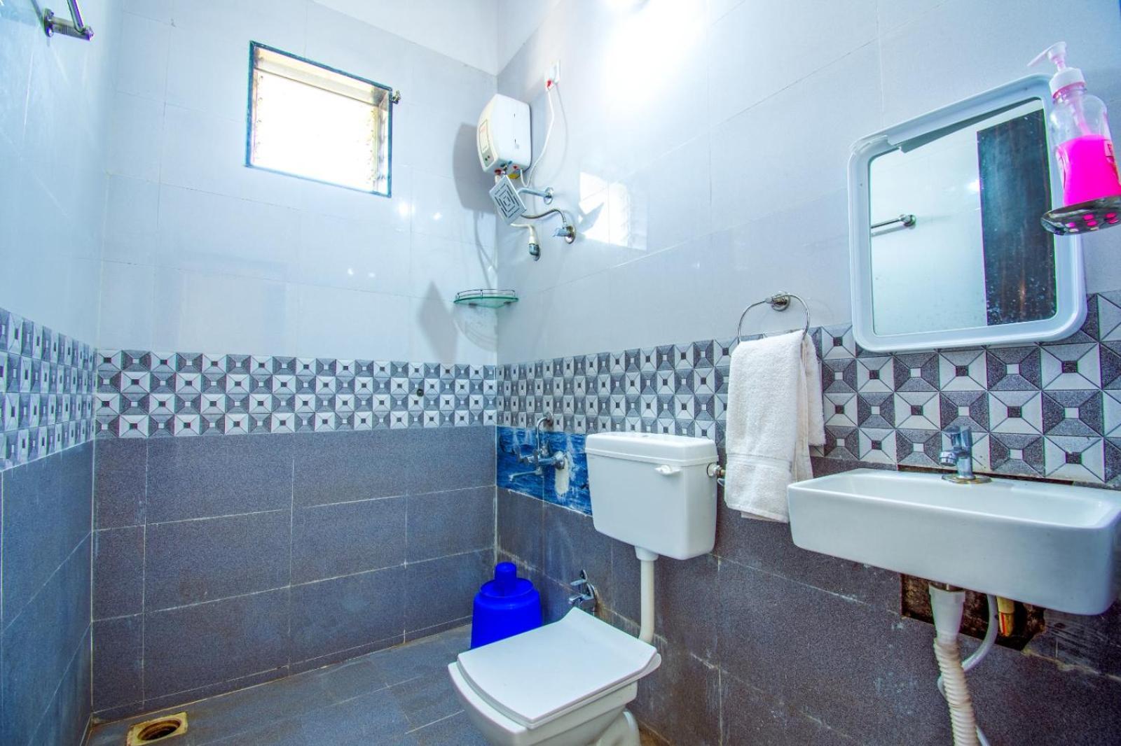Empyrean Stay Ll 6Bhk Ll Royal Bramha Palace Ll Pvt Pool Ll Lonavala Ngoại thất bức ảnh